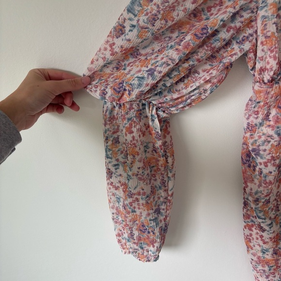 Pretty Little Thing Maternity Pink Floral Plisse Mini Dress Long Sleeve Fitted - Picture 8 of 14